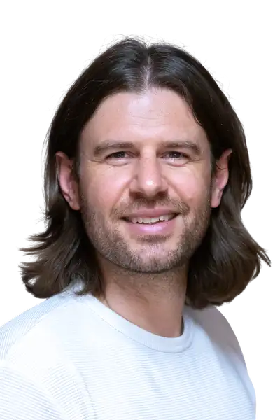 Philipp Poschalka-Heiter, Physiotherapeut in der Praxis Weber Grasberg-Photoroom